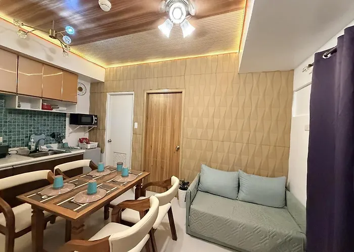 Fully-furnished 1-bedroom Grand Riviera *